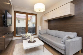 Cosy Apartment by the Beach Karwia by Noclegi Renters, Karwia